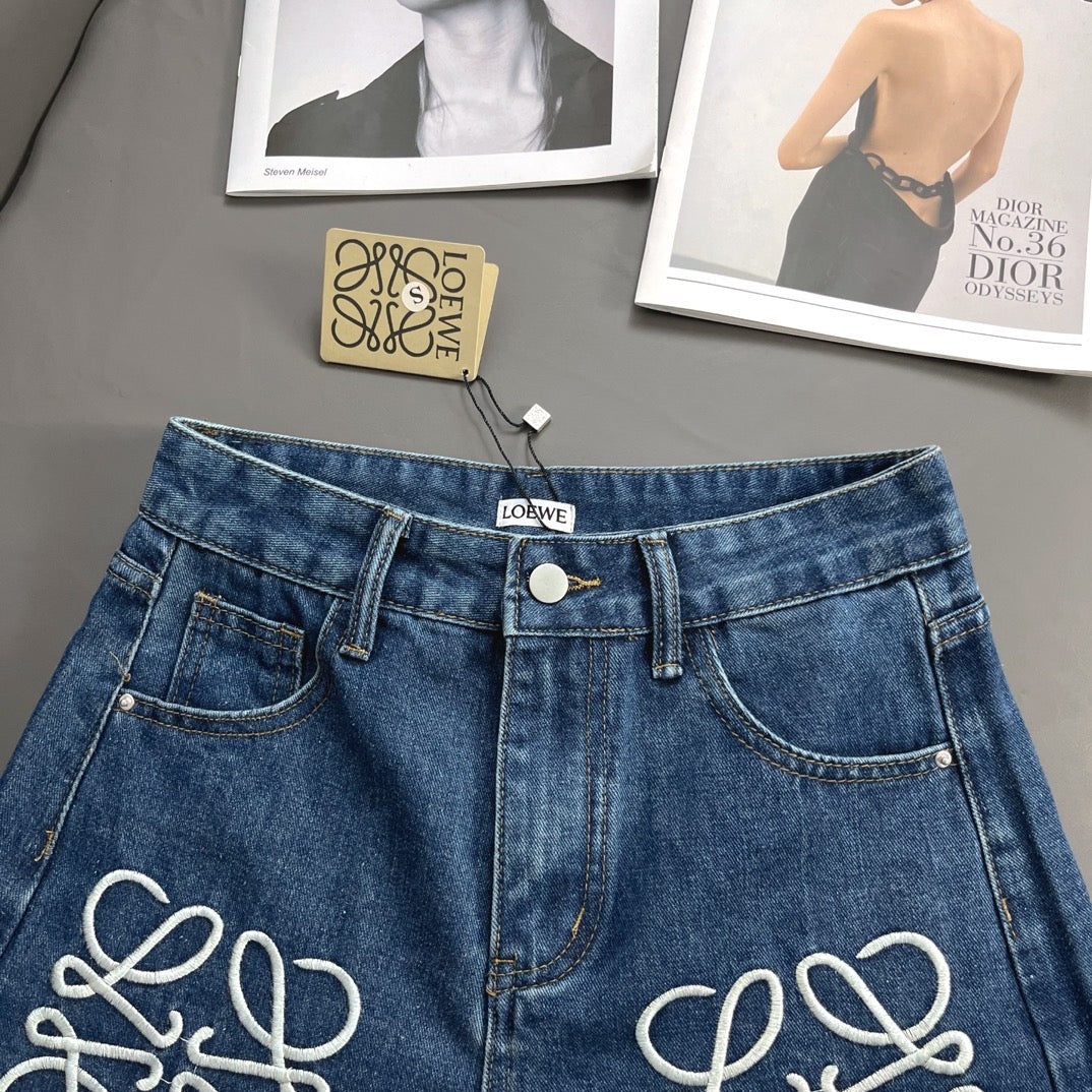 pantalones cortos de mezclilla bordados