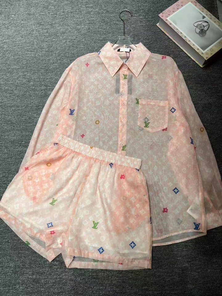 New color label light leisure suit