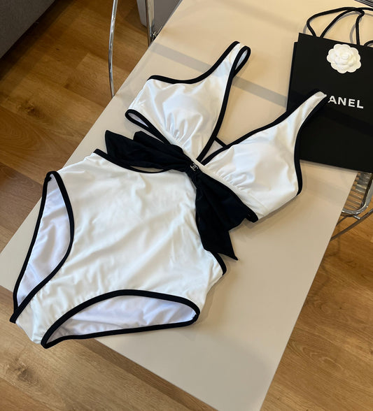 V-neck open waist one-piece swimsuit