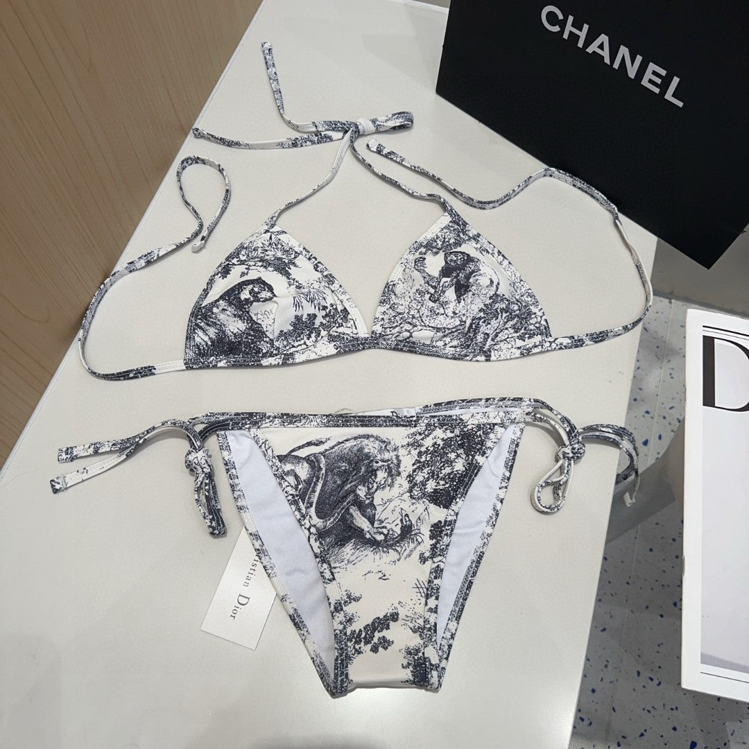 Classic artistic swimsuit three-piece set
