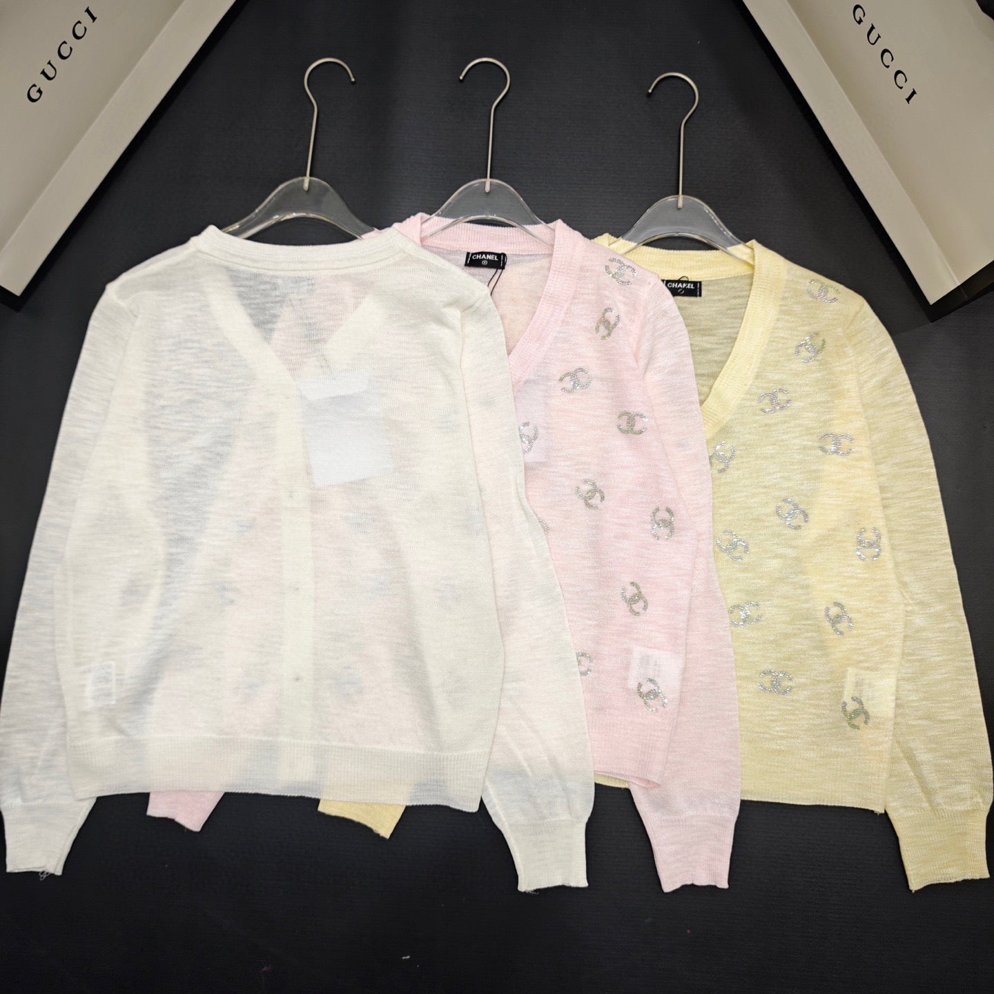 New tri-color hot bead V-neck thin cardigan