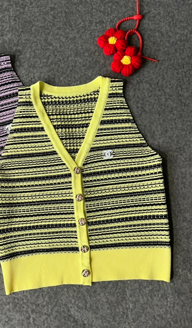 Sleeveless V-neck colorblock knitted vest