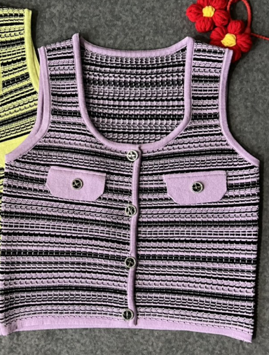 Sleeveless crew neck colorblock knitted vest