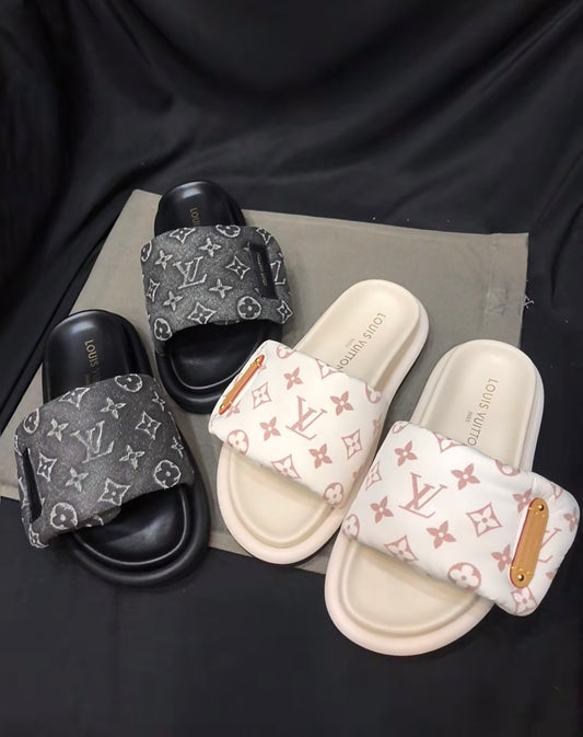 New multi-color Velcro slippers